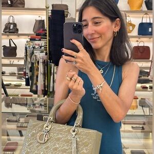 MEL'S DEALS 🩷🍒👛🛍️